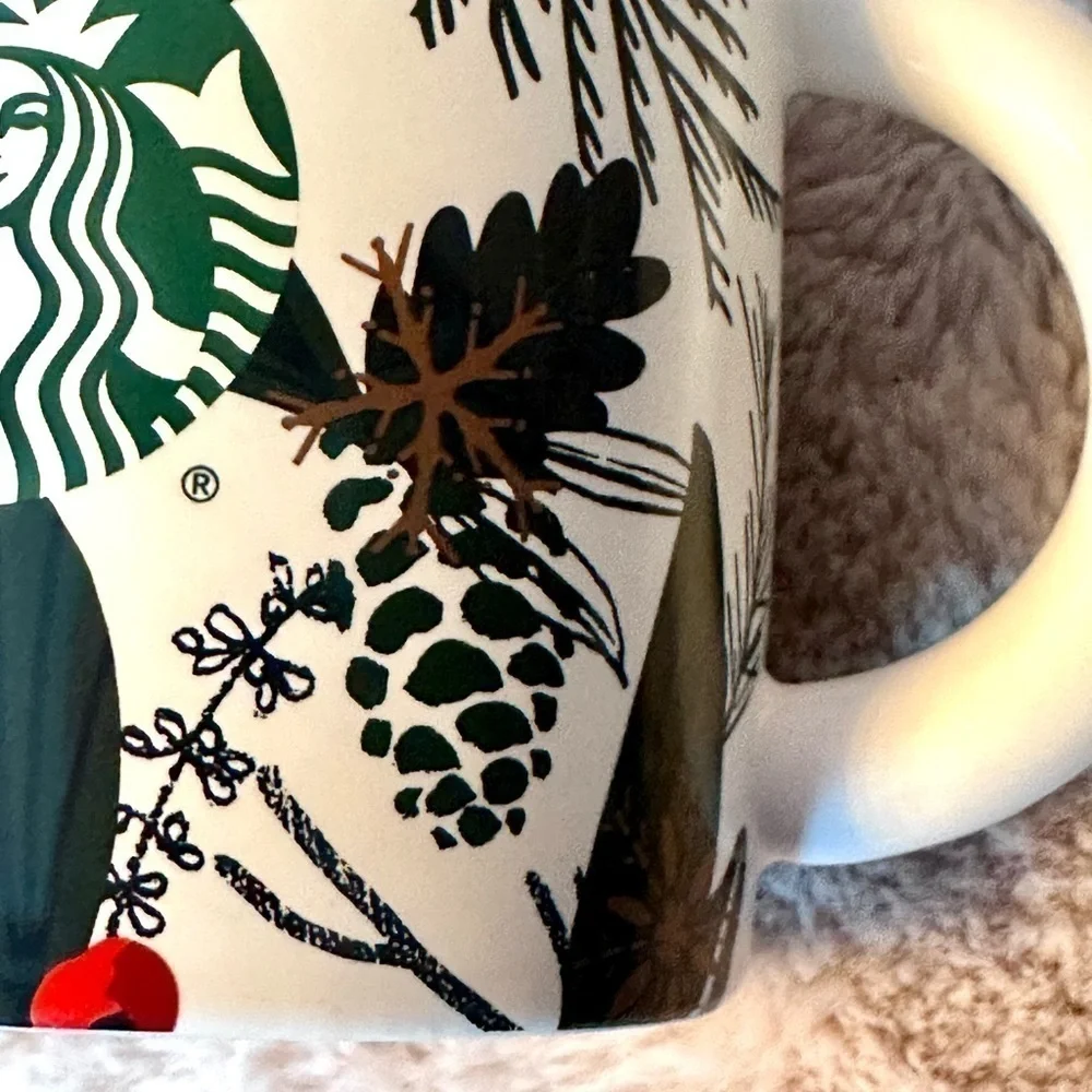 Starbucks Coffee Mug 12 ounce Winter Greenery